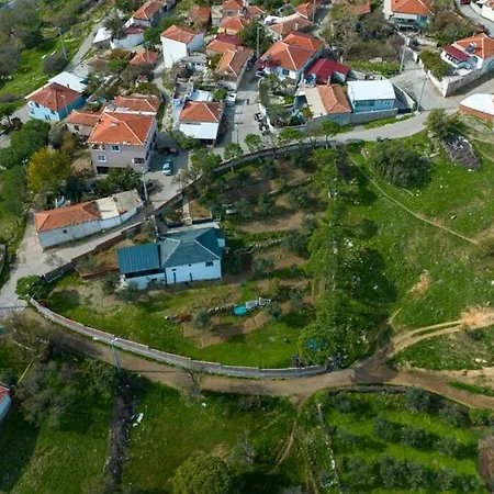 Serenity Mountain House Аявали