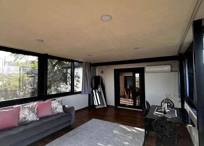 Chalet Serenity Mountain House